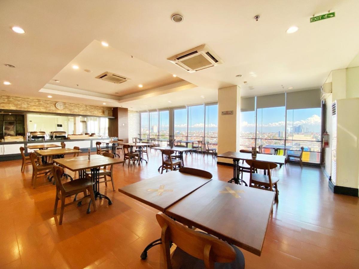 Hotel 88 Embong Malang Tunjungan Surabaya By Wh - Breakfast With The Best View On The Highest Floor And Strategic Location In The City Center Exterior photo